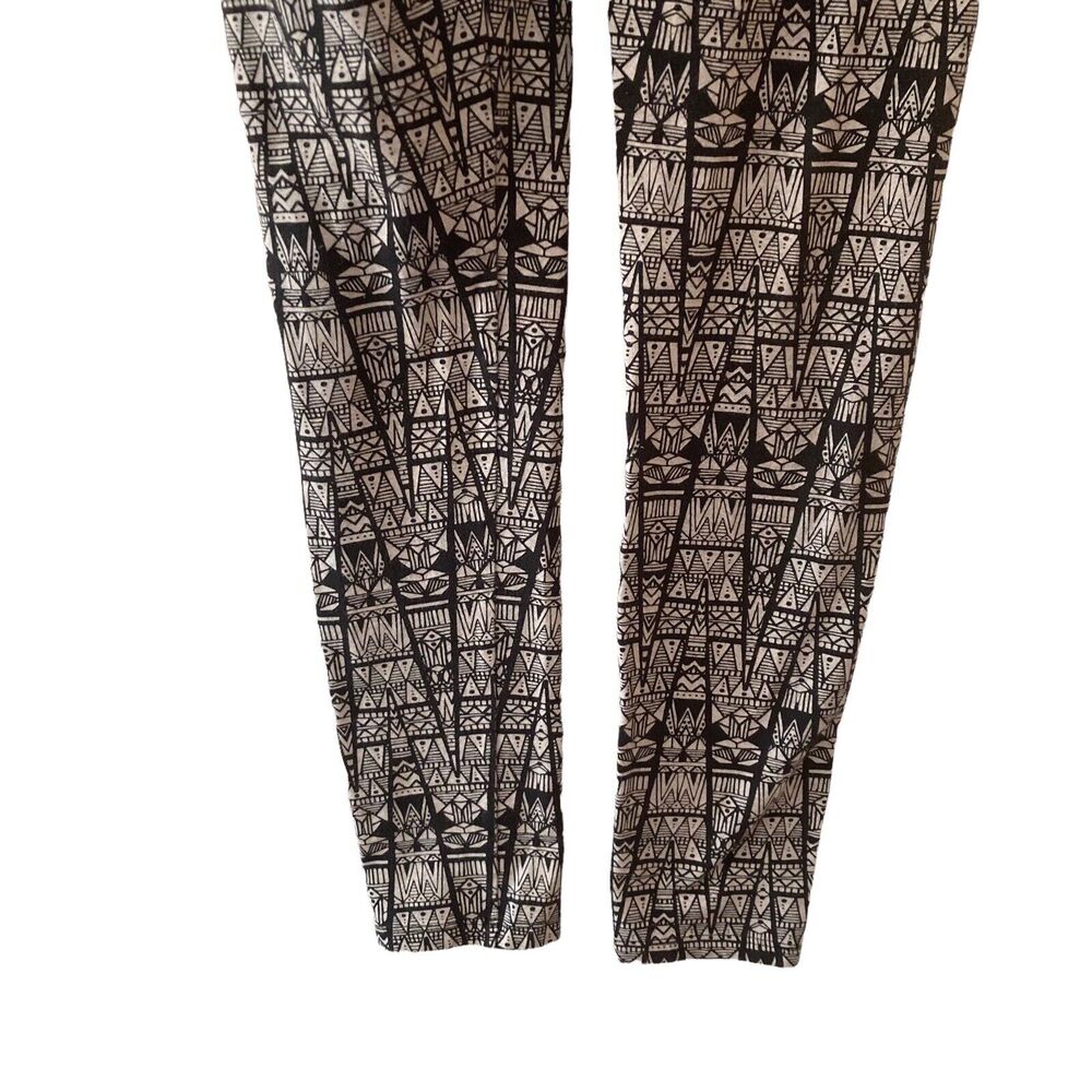 Pink by Victoria's Secret Womens Black and White Abstract Pattern Leggings Small - Picture 6 of 9